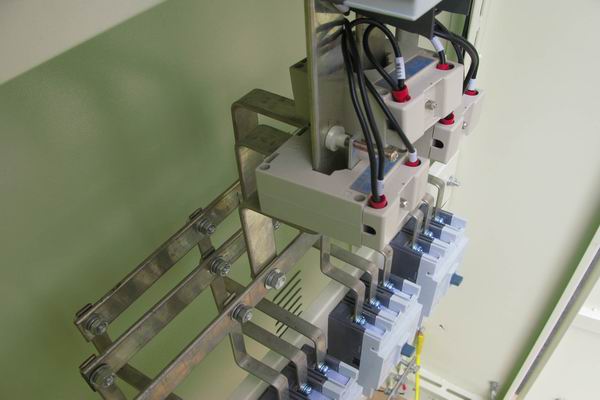 秦淮控制箱-3683讲讲控制箱的使用特点